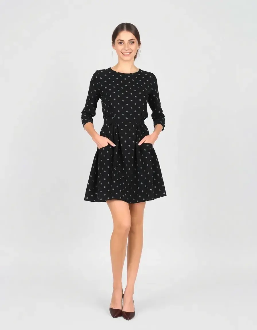 Robe patineuse noire classique