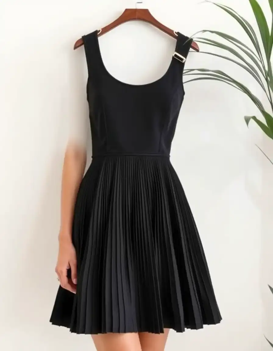 Robe plissée courte mini tendance